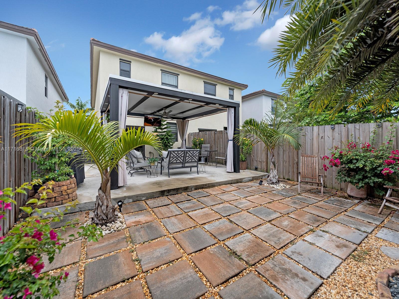 ALLAPATTAH GDNS - Residential