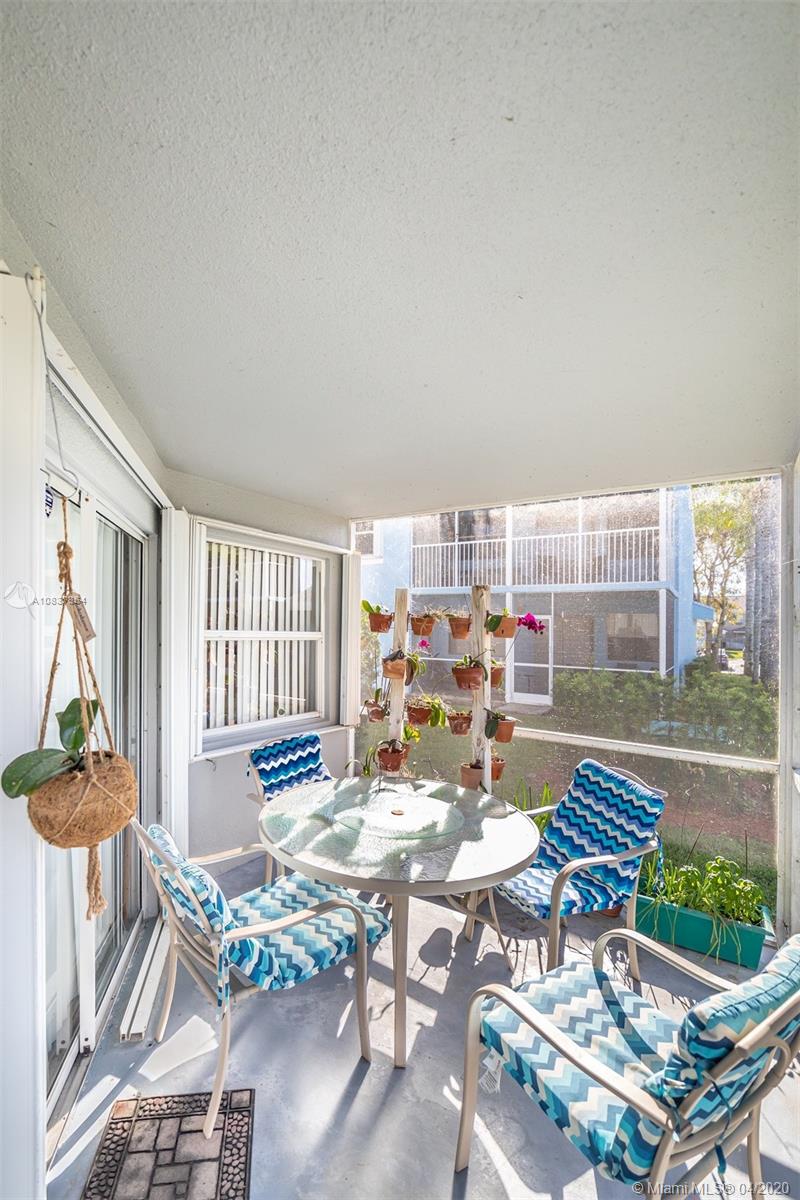 KEY GATE CONDO NO FIVE - Residential