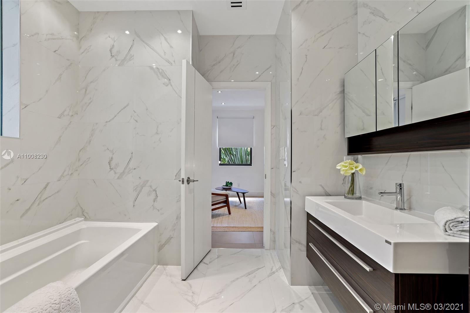 PARKWAY HOMESITES - Residential