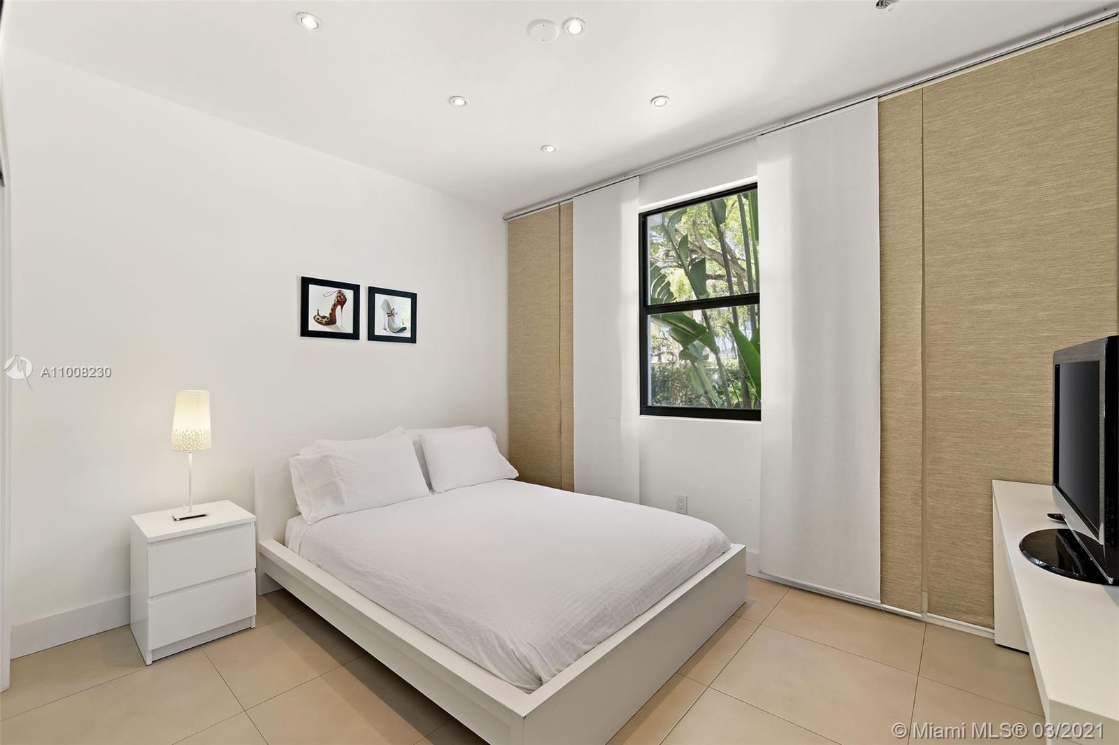 PARKWAY HOMESITES - Residential