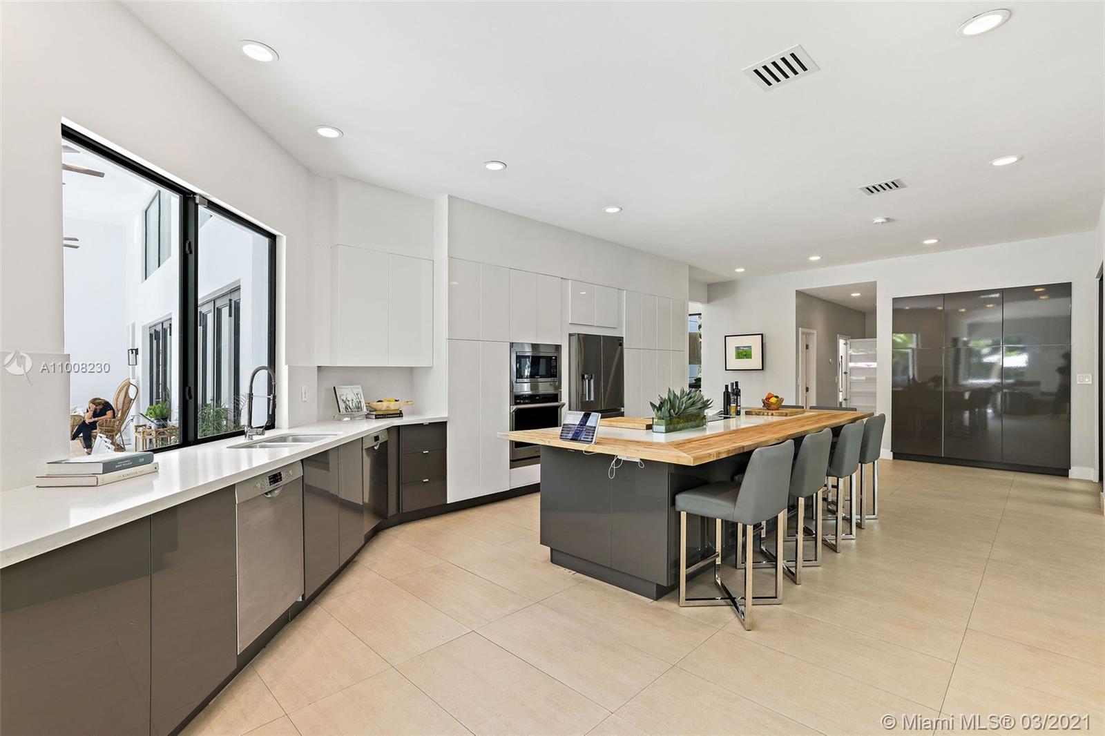 PARKWAY HOMESITES - Residential
