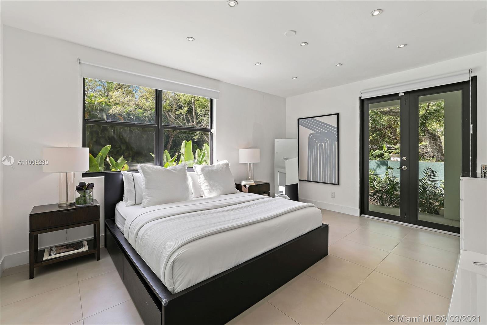 PARKWAY HOMESITES - Residential