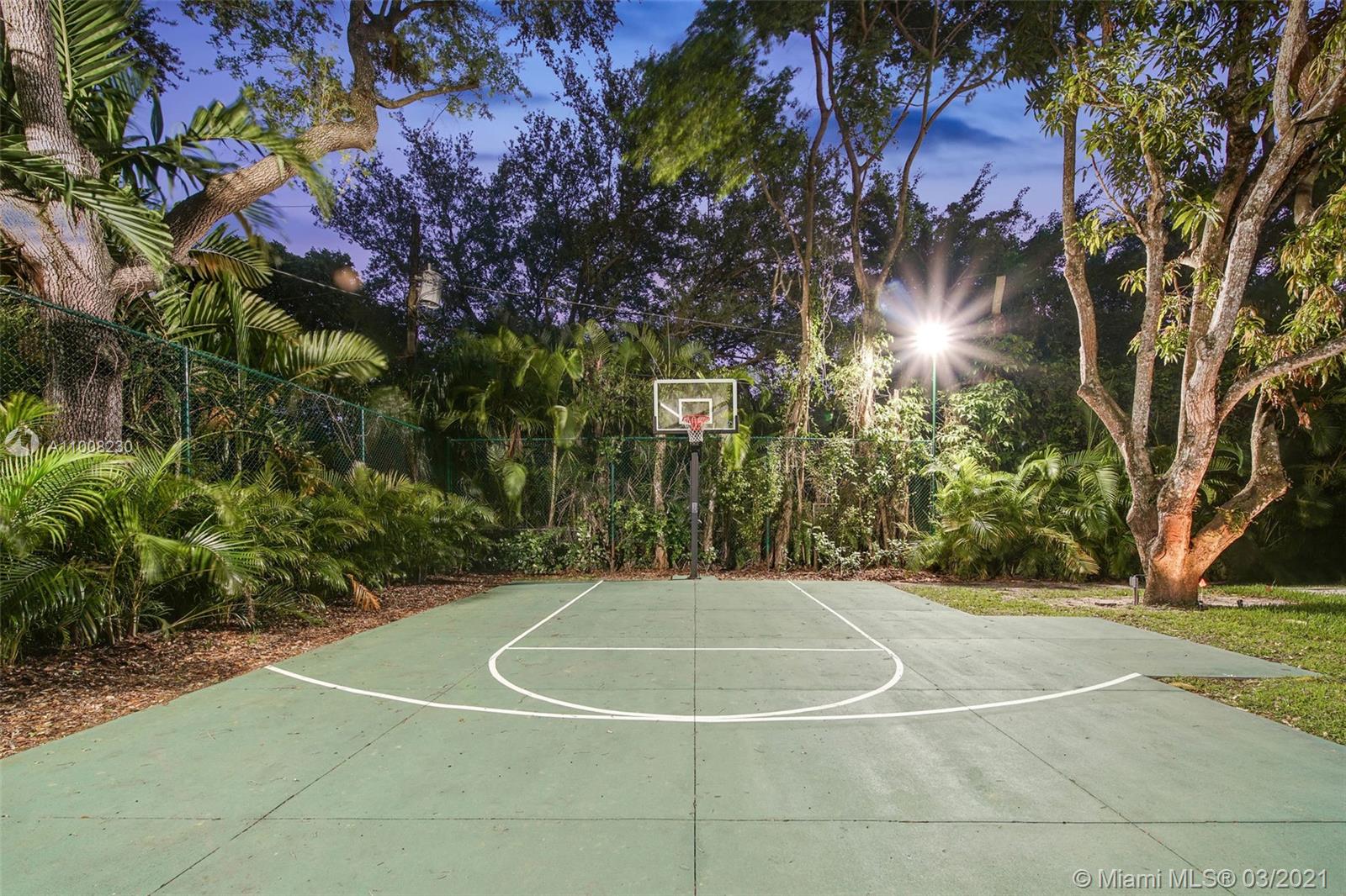 PARKWAY HOMESITES - Residential