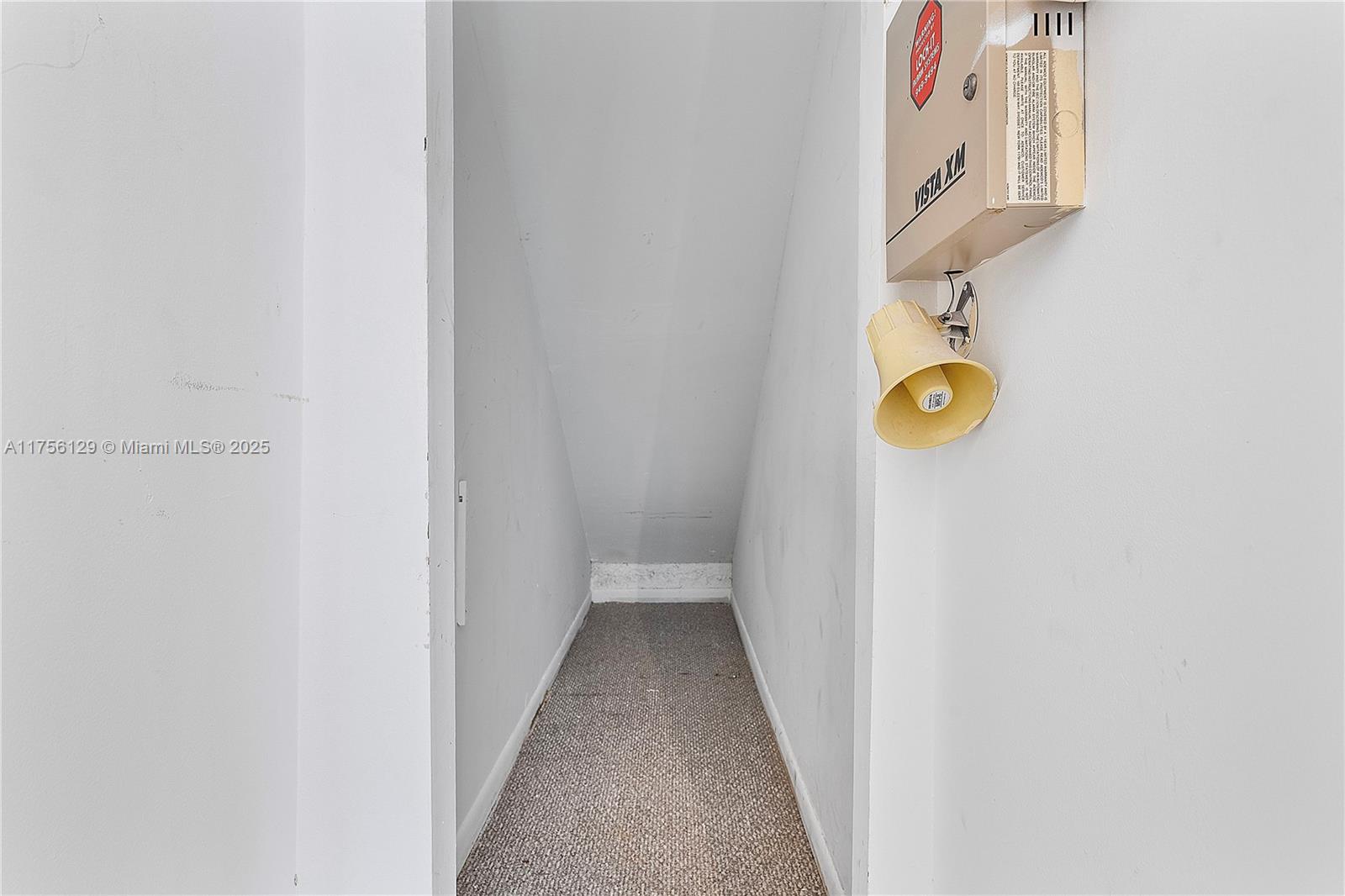 MARINA COVE AT HARBOR VIL - Residential