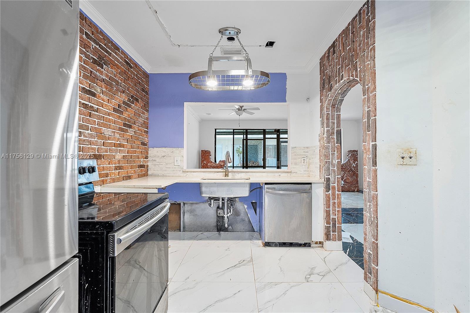 MARINA COVE AT HARBOR VIL - Residential