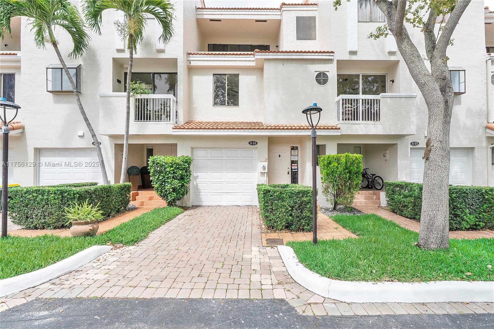 21375 Marina Cove Cir 14-A