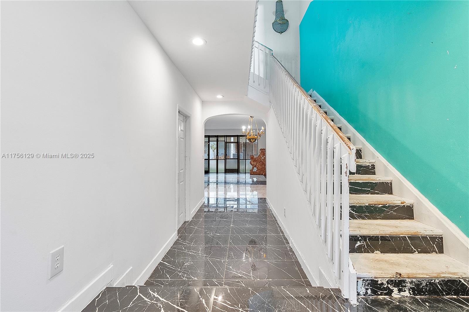 MARINA COVE AT HARBOR VIL - Residential