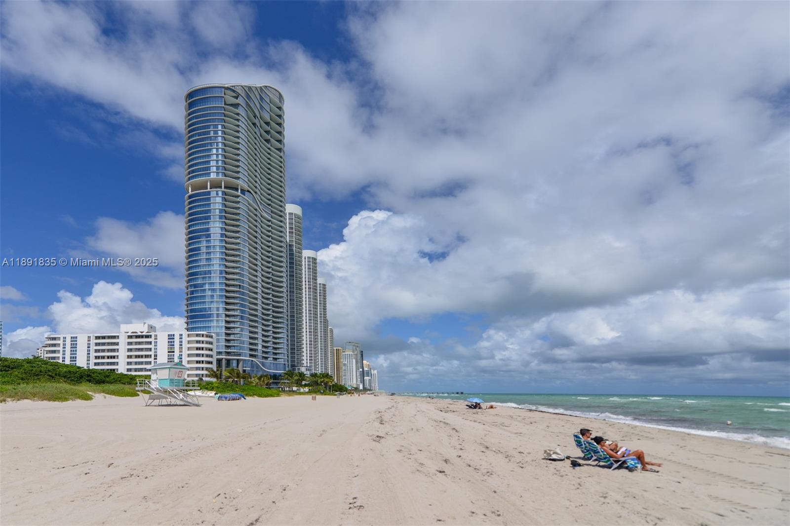 15701 Collins Ave 4203