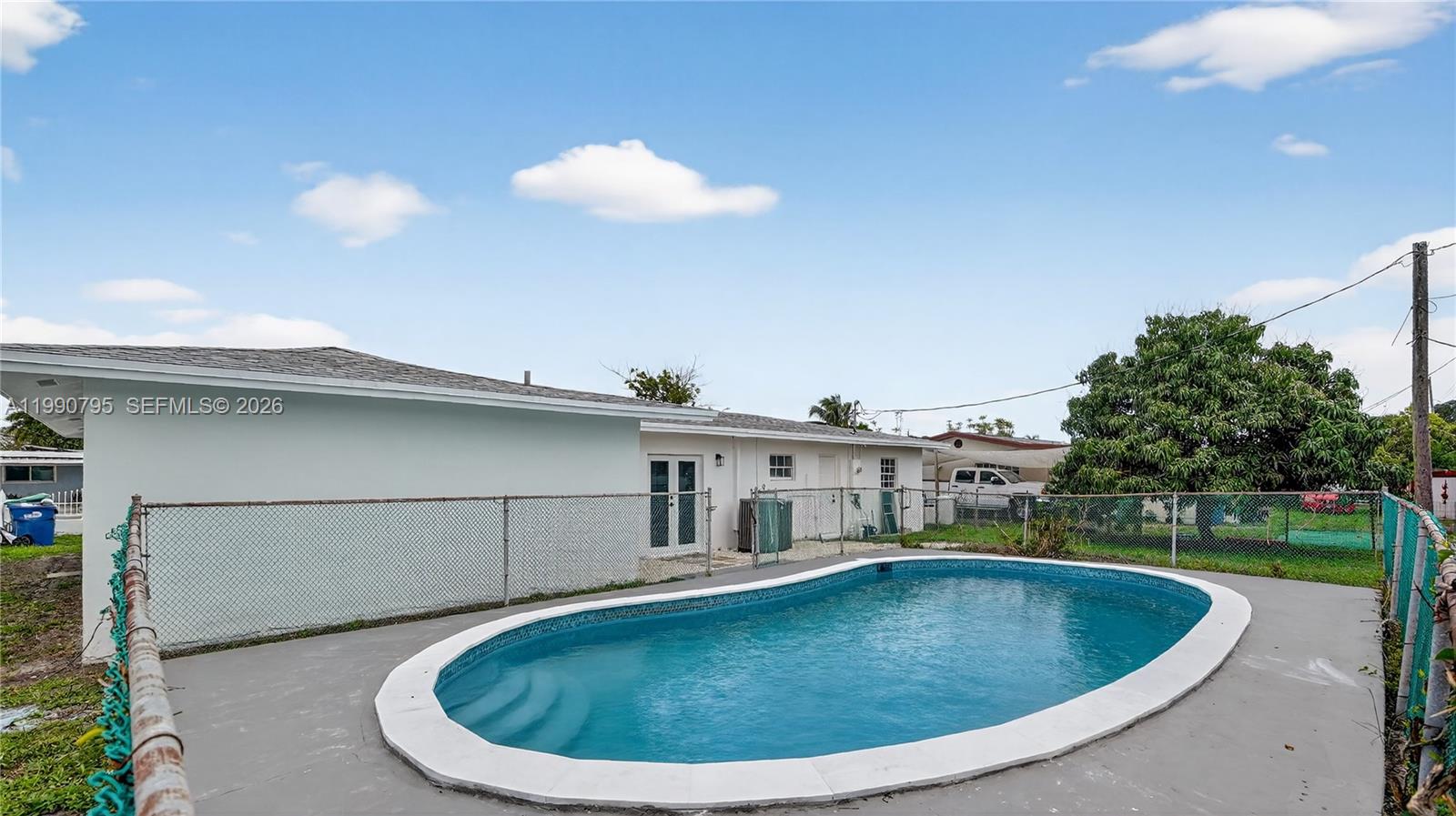 CAROL CITY - Residential