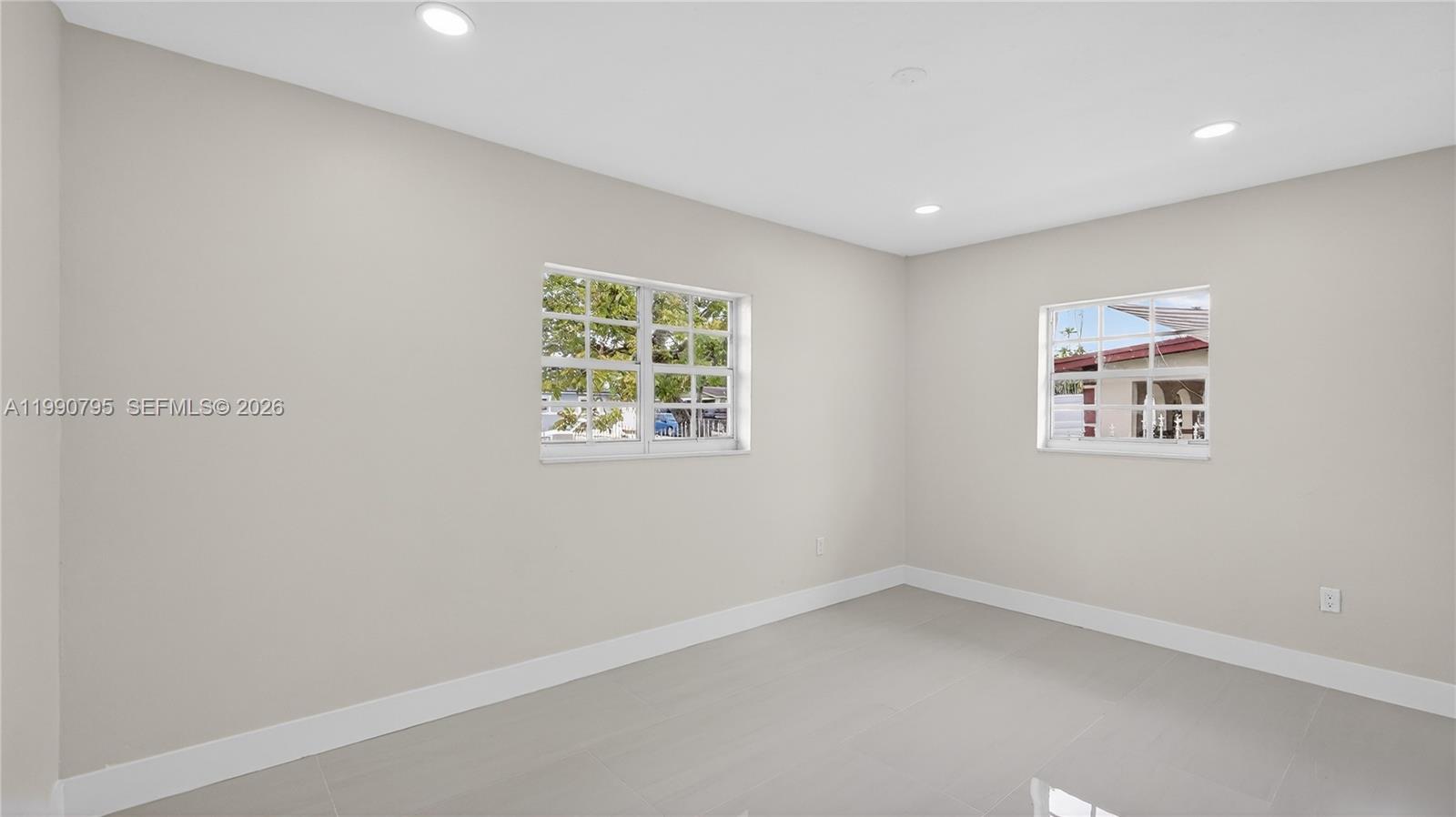 CAROL CITY - Residential
