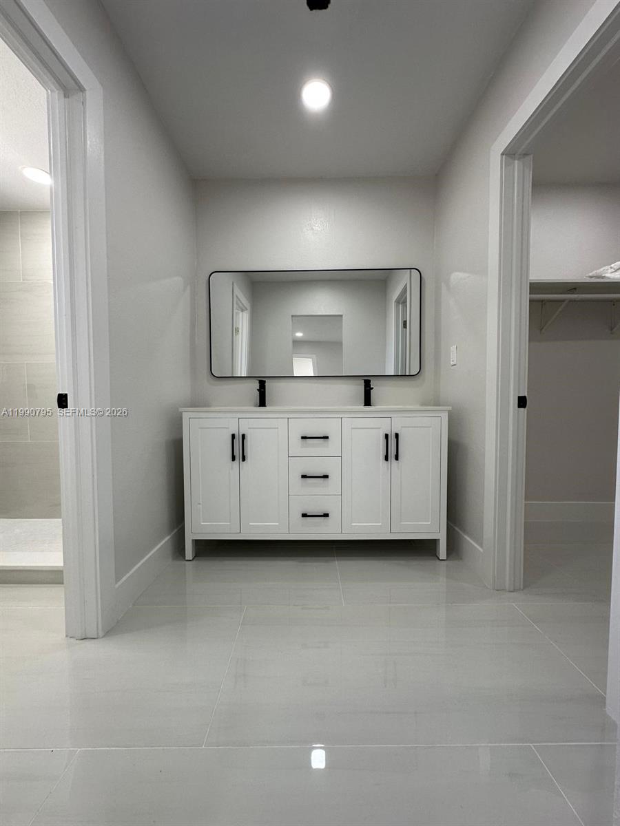 CAROL CITY - Residential