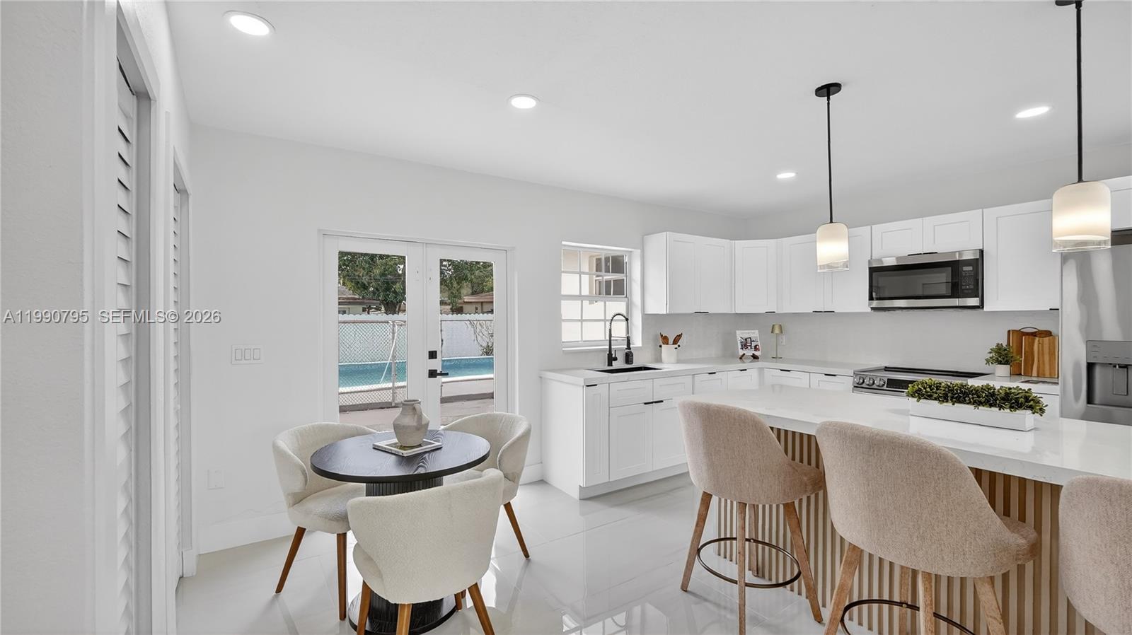 CAROL CITY - Residential