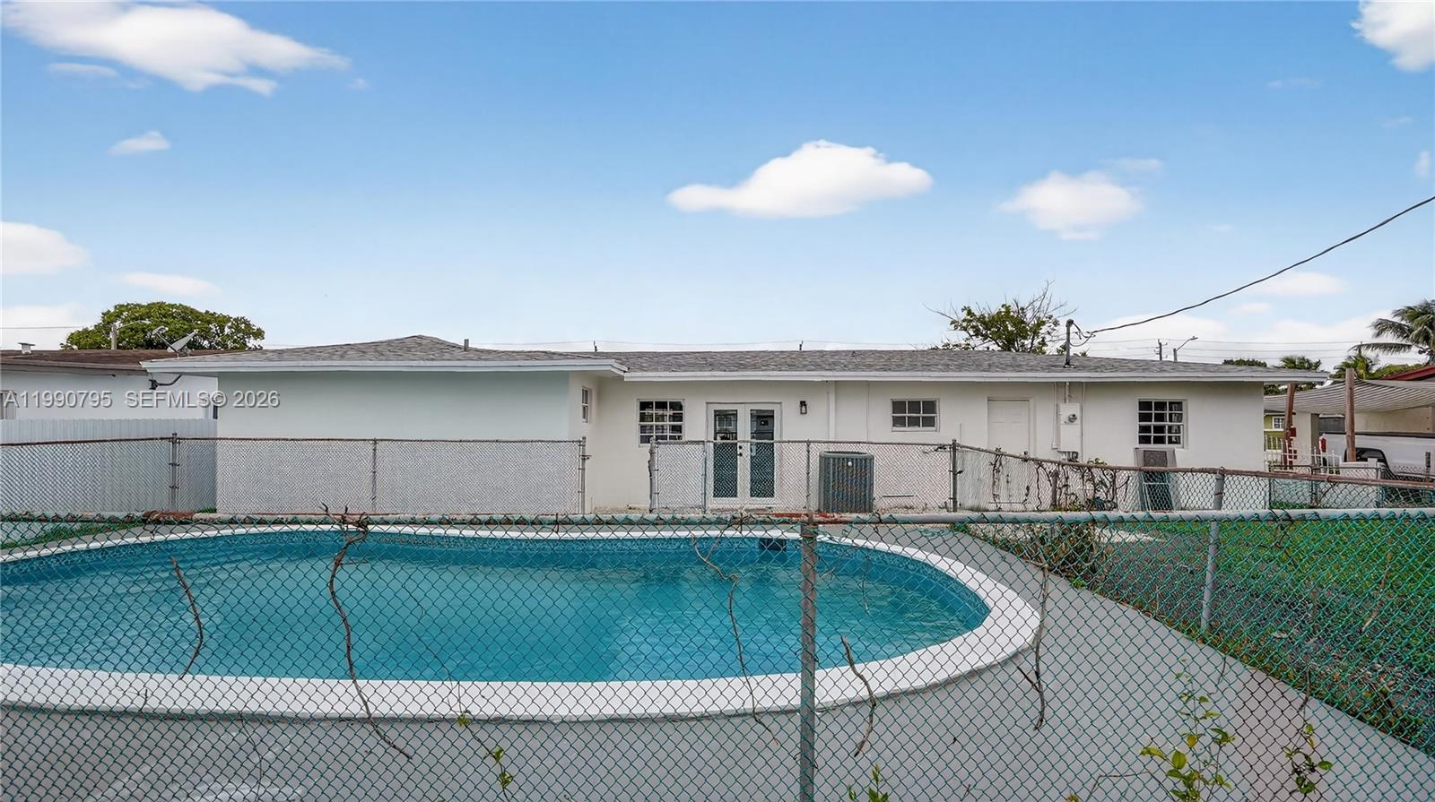 CAROL CITY - Residential