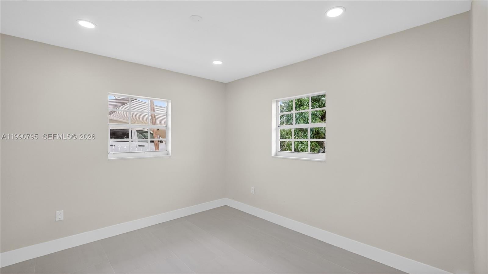 CAROL CITY - Residential