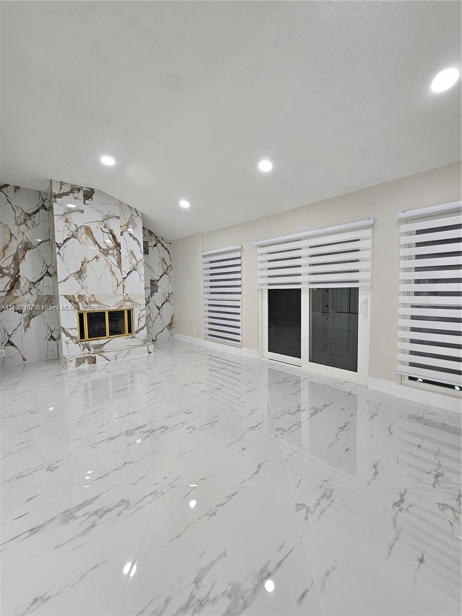 PGA RESORT COMMUNITY 3 - Residential