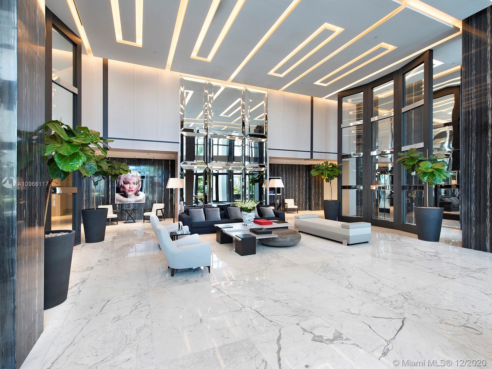 CONTINUUM NORTH TOWER - Residential