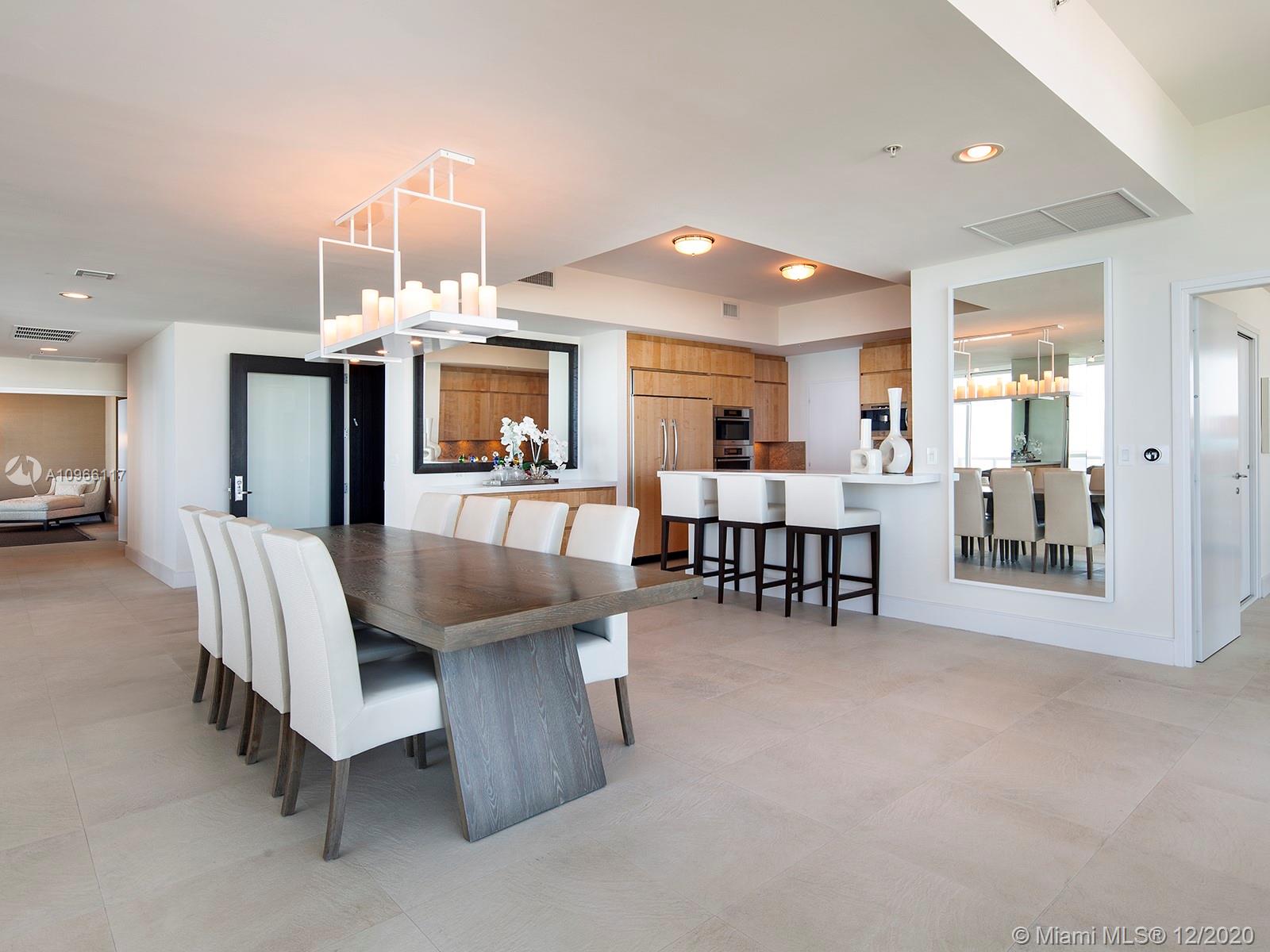 CONTINUUM NORTH TOWER - Residential