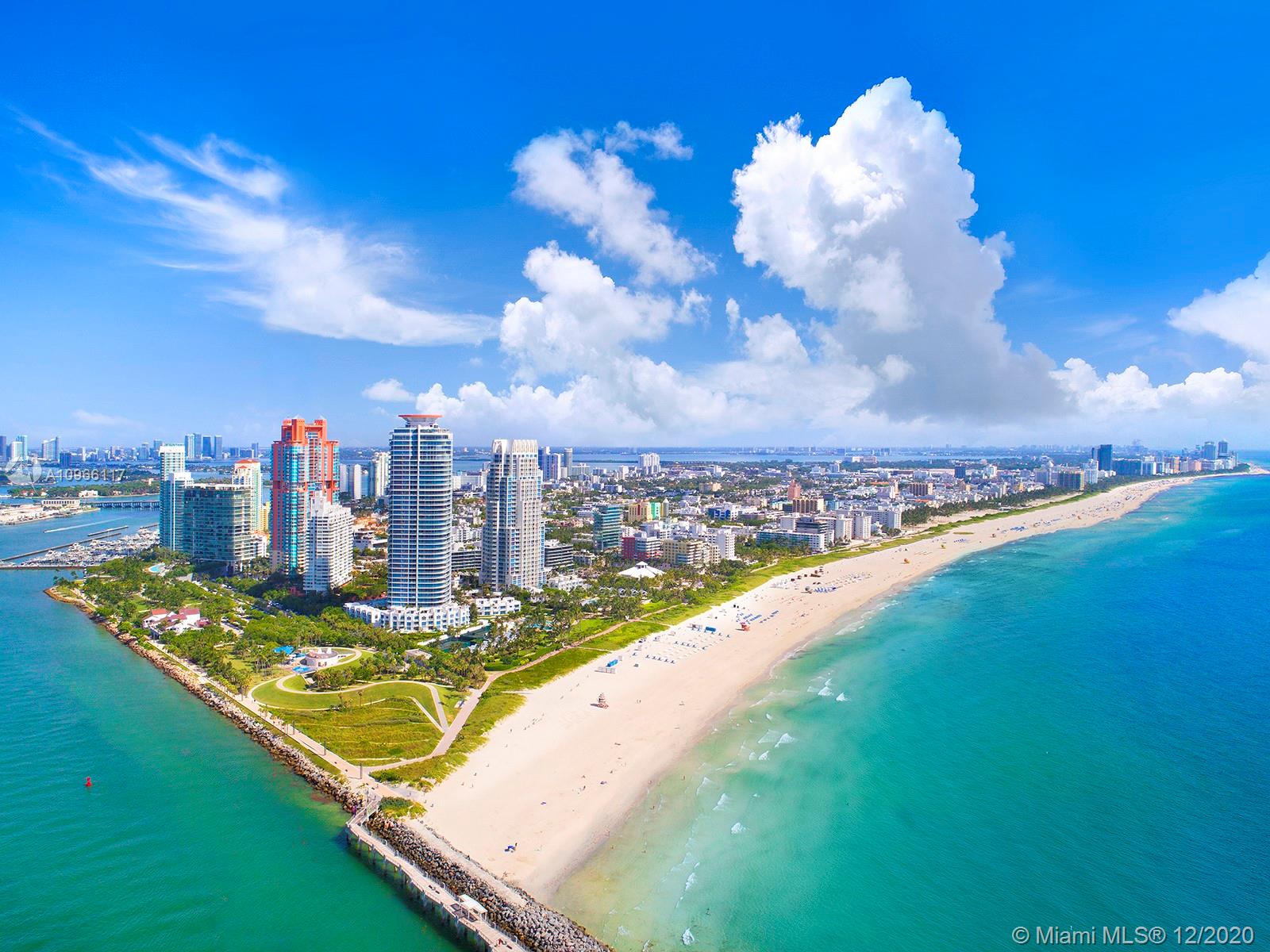 CONTINUUM NORTH TOWER - Residential