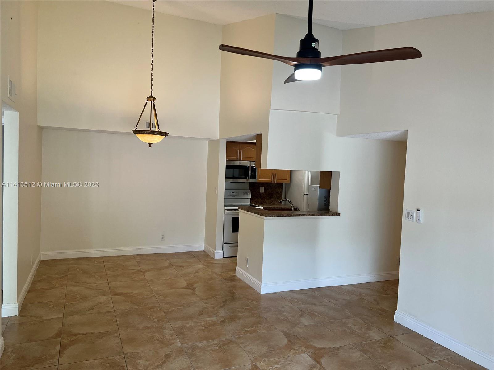Nice 2 bed 2 bath condo, screened-in patio, laundry room, washer and dryer, 2nd-floor unit.
Tile throughout, great location, close to Turnpike, schools, restaurants, freshly painted.
Vacant and Fast approval.