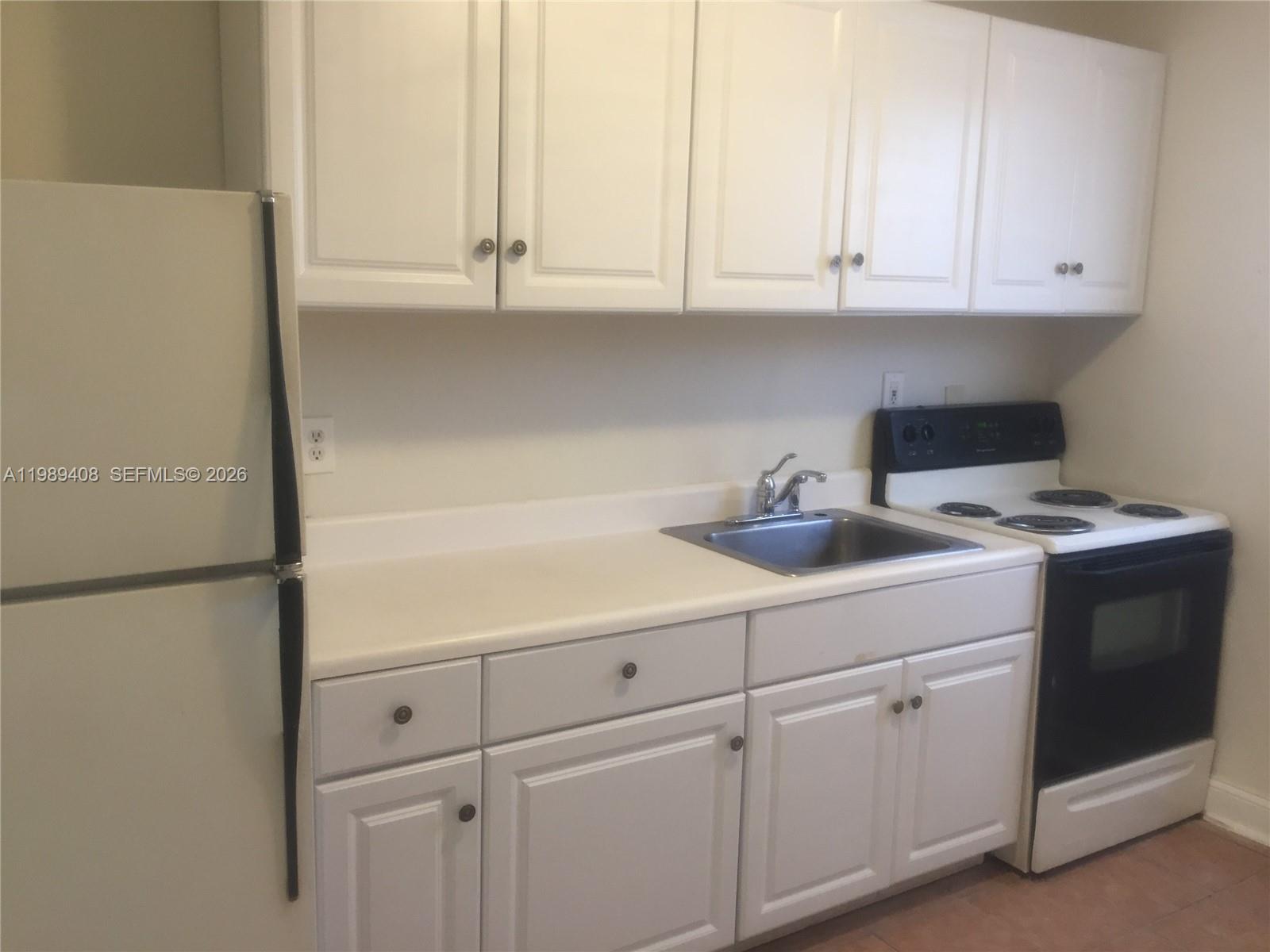 WILDWOOD RIVER VILLAS CON - Residential Lease