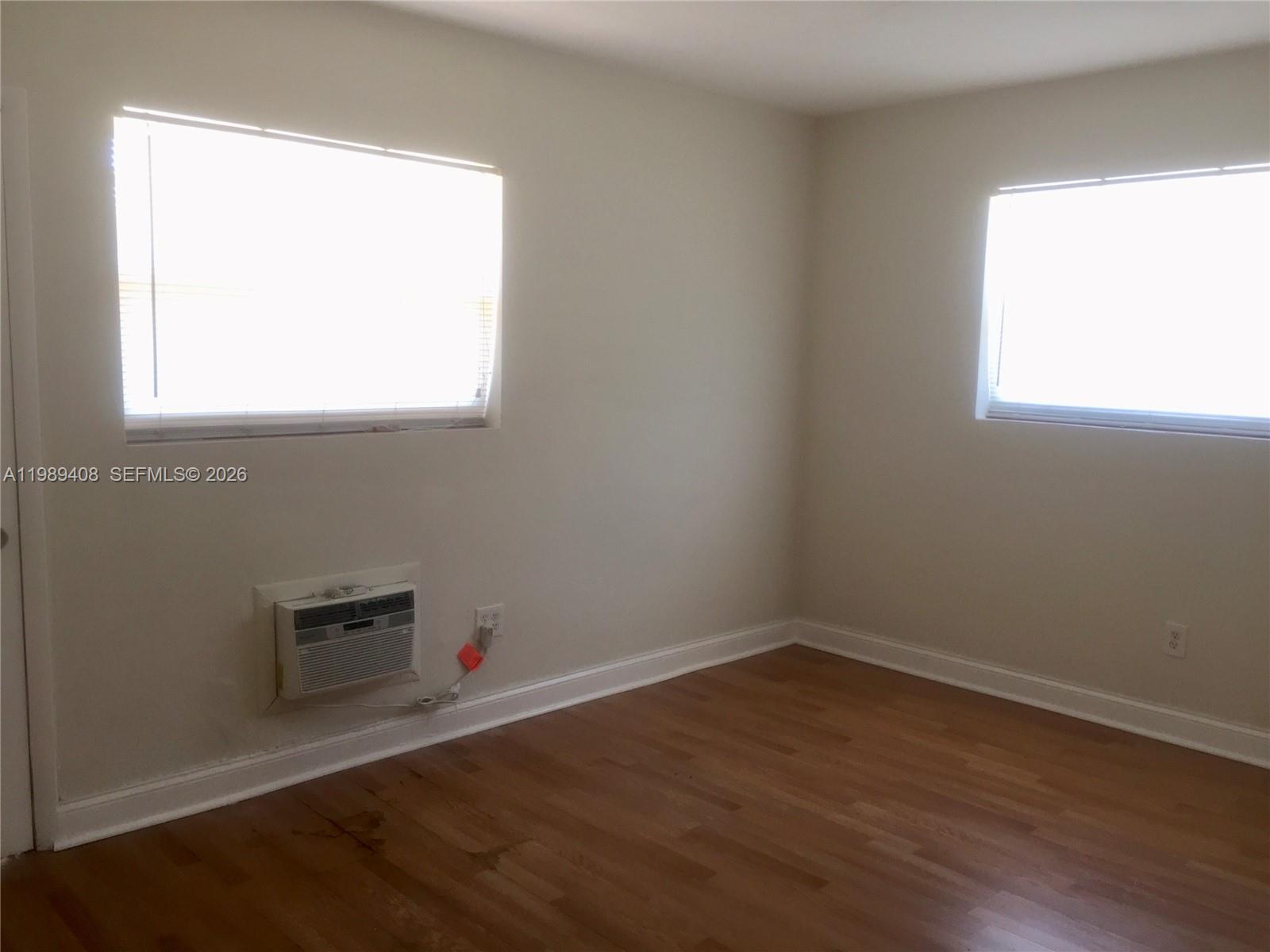 WILDWOOD RIVER VILLAS CON - Residential Lease