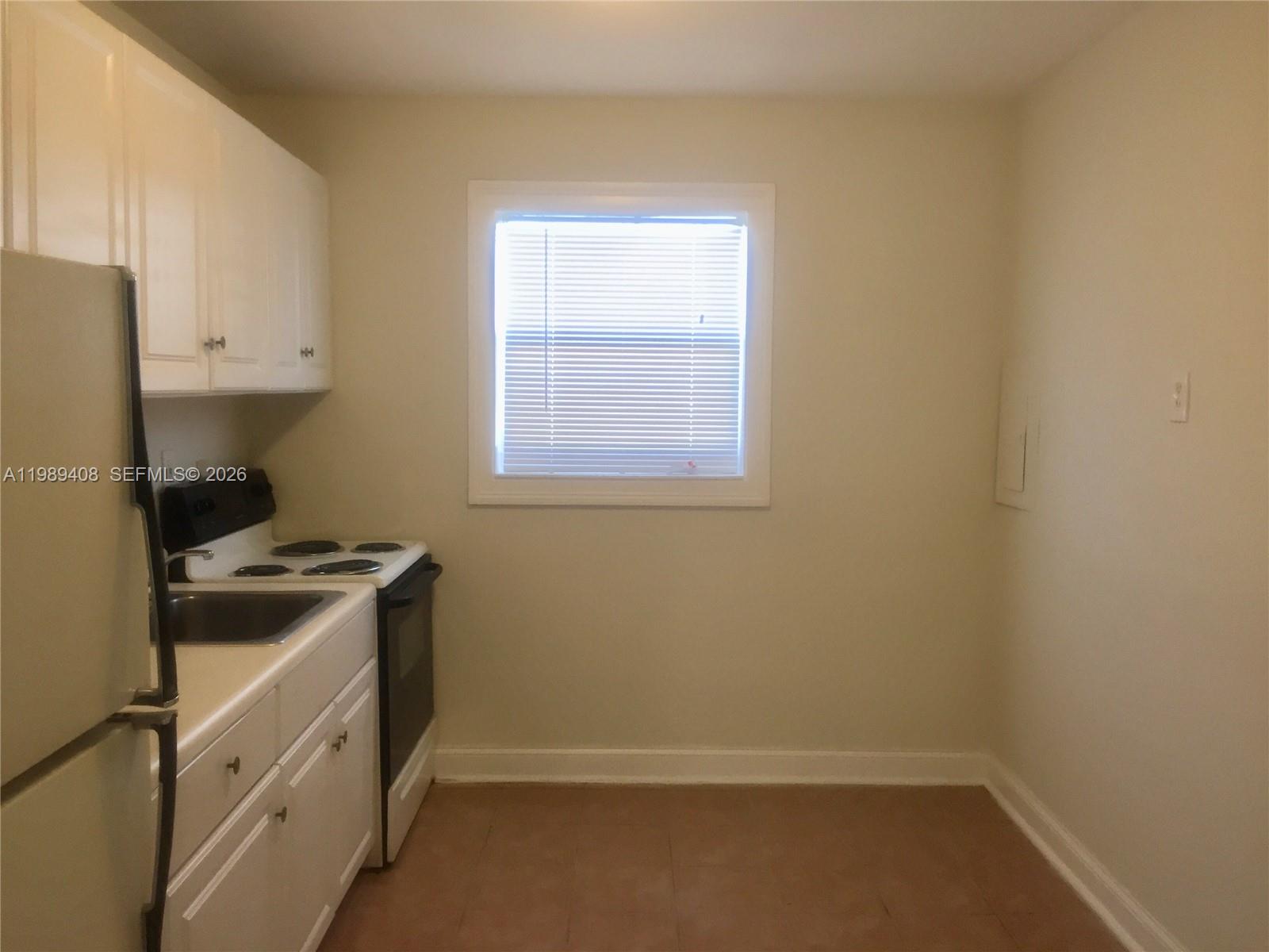 WILDWOOD RIVER VILLAS CON - Residential Lease