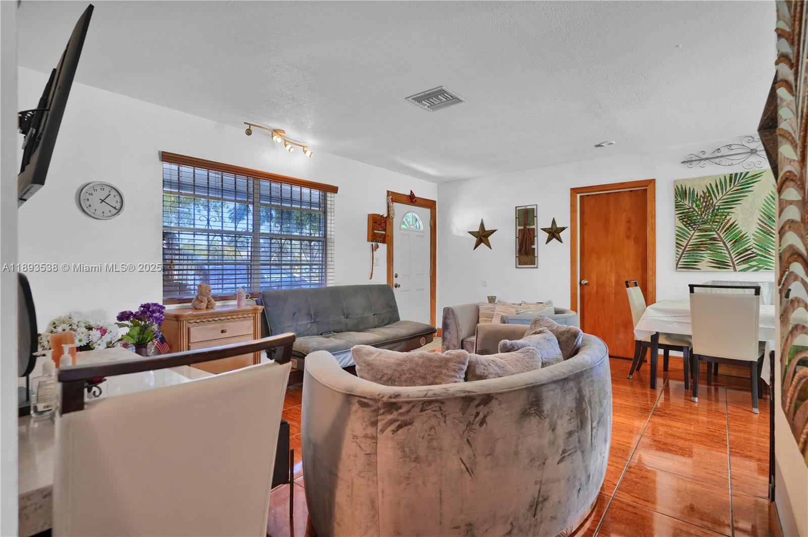 PRINCETONIAN WEST - Residential