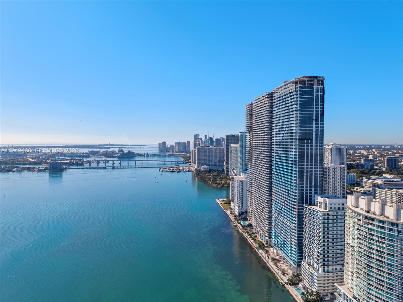 ARIA RESERVE - Residential Lease