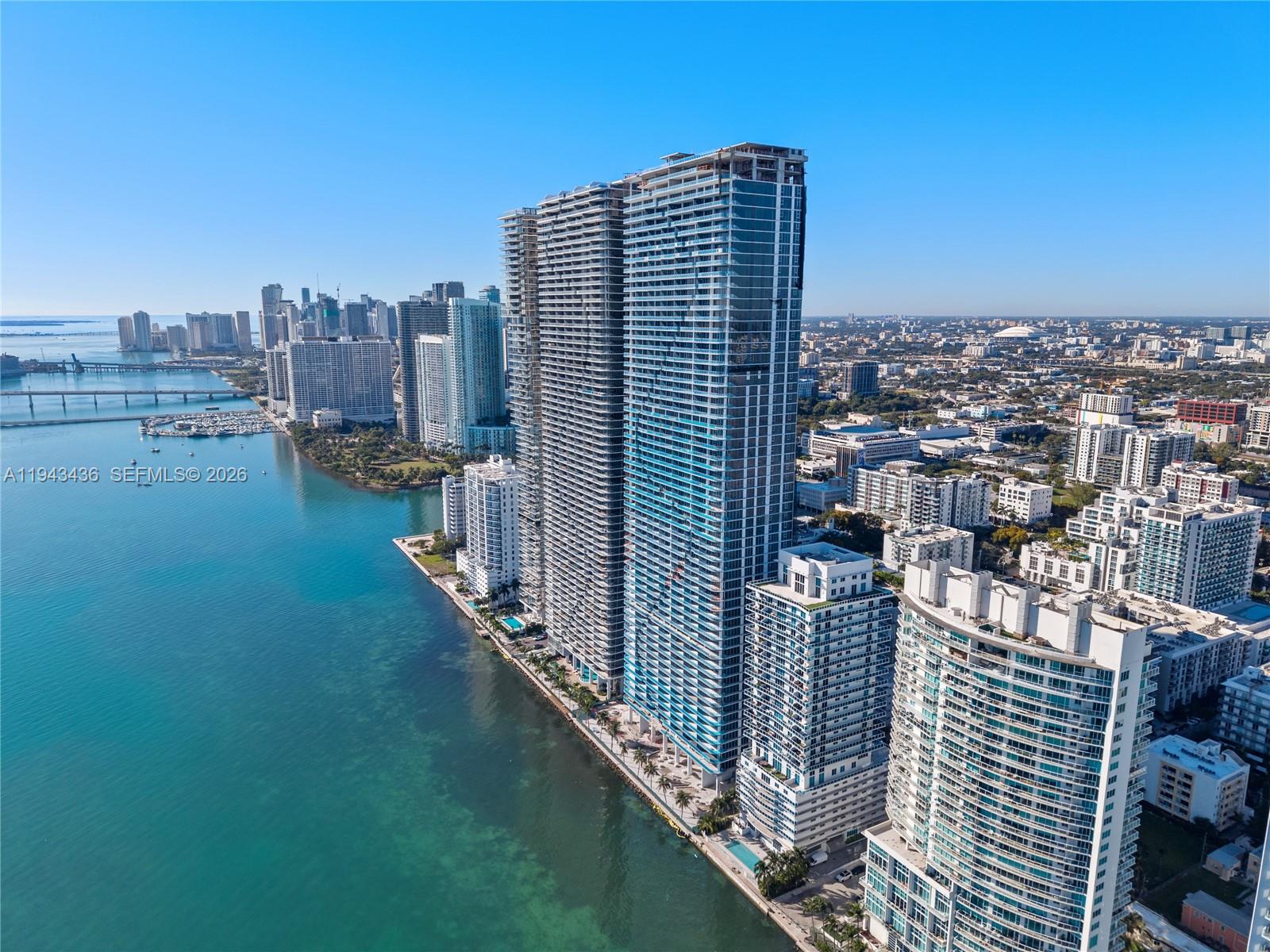 ARIA RESERVE - Residential Lease