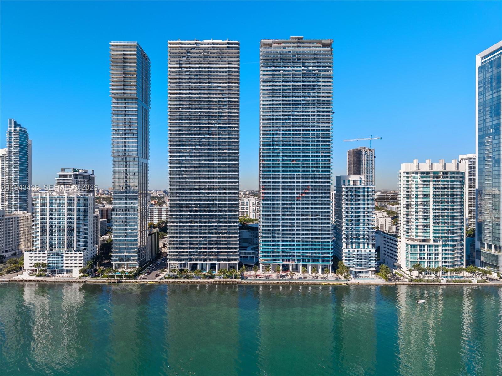 ARIA RESERVE - Residential Lease