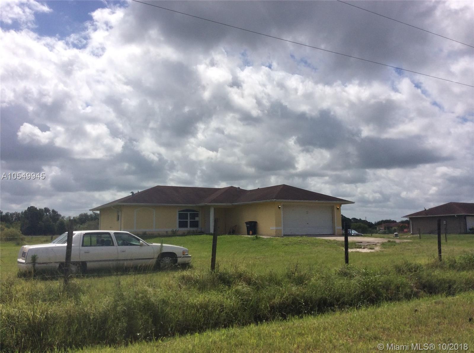 MONTURA RANCH - Residential