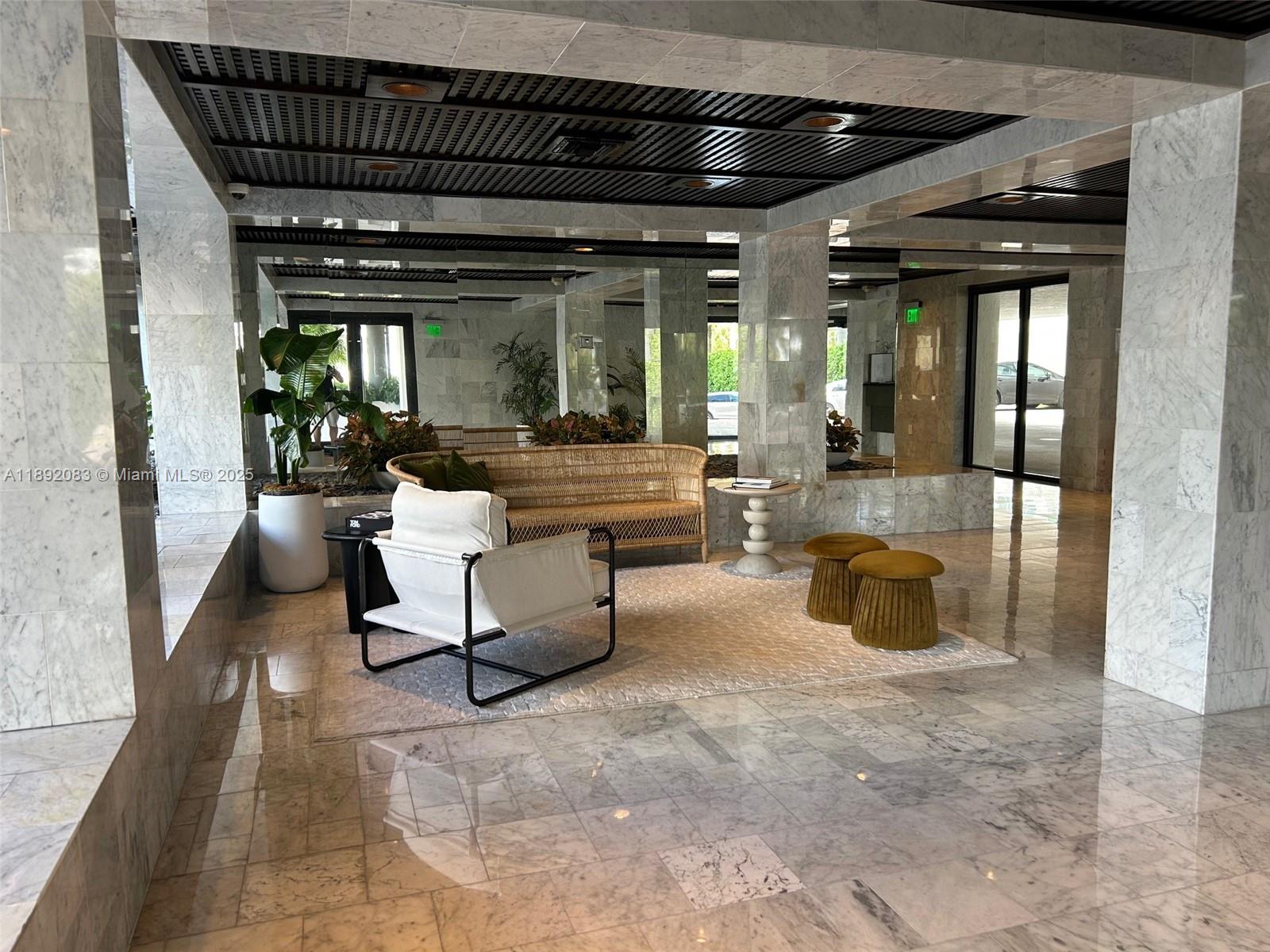 GALERIA CONDO - Residential Lease