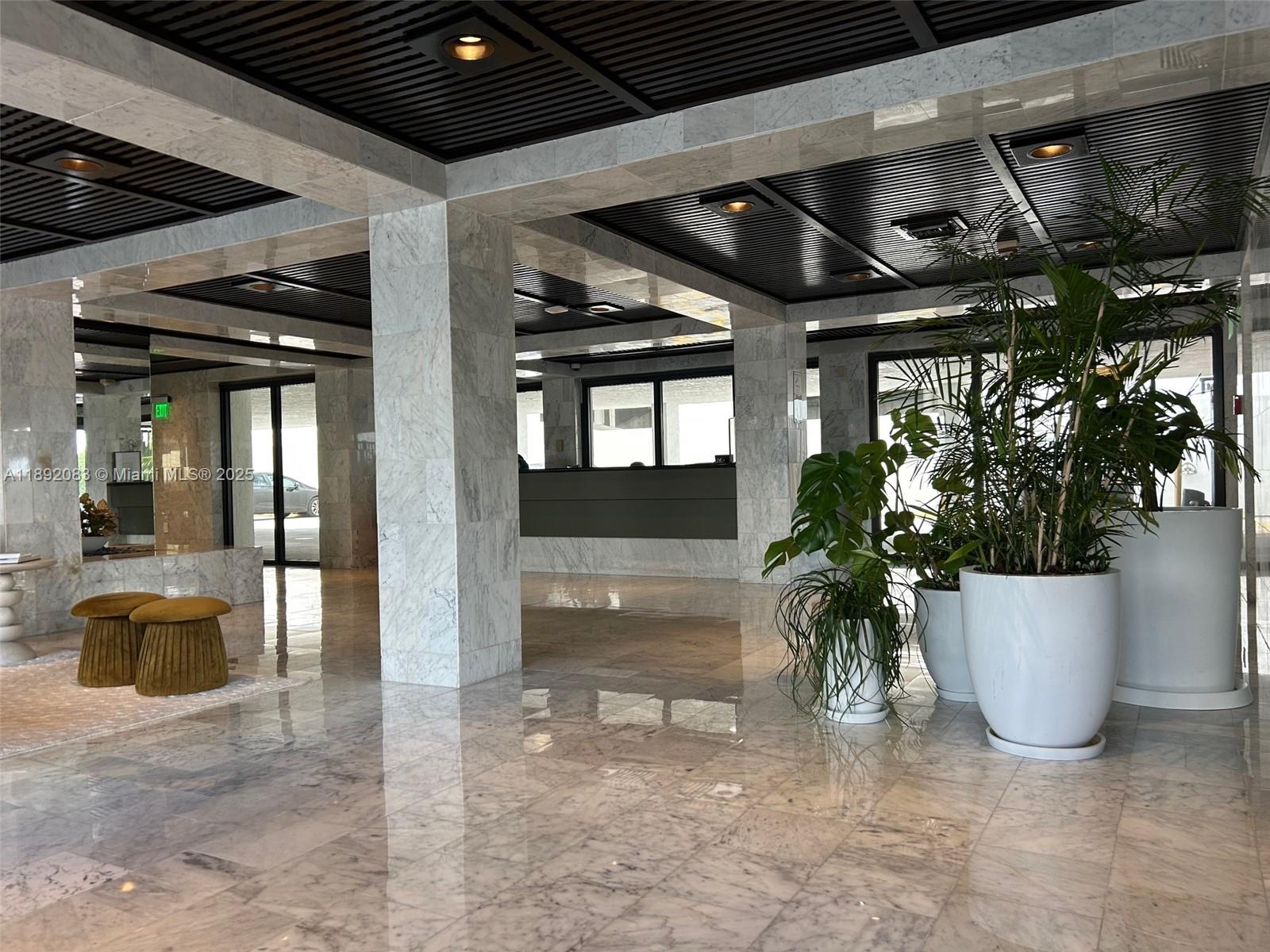 GALERIA CONDO - Residential Lease