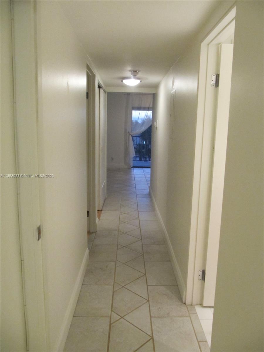 GALERIA CONDO - Residential Lease