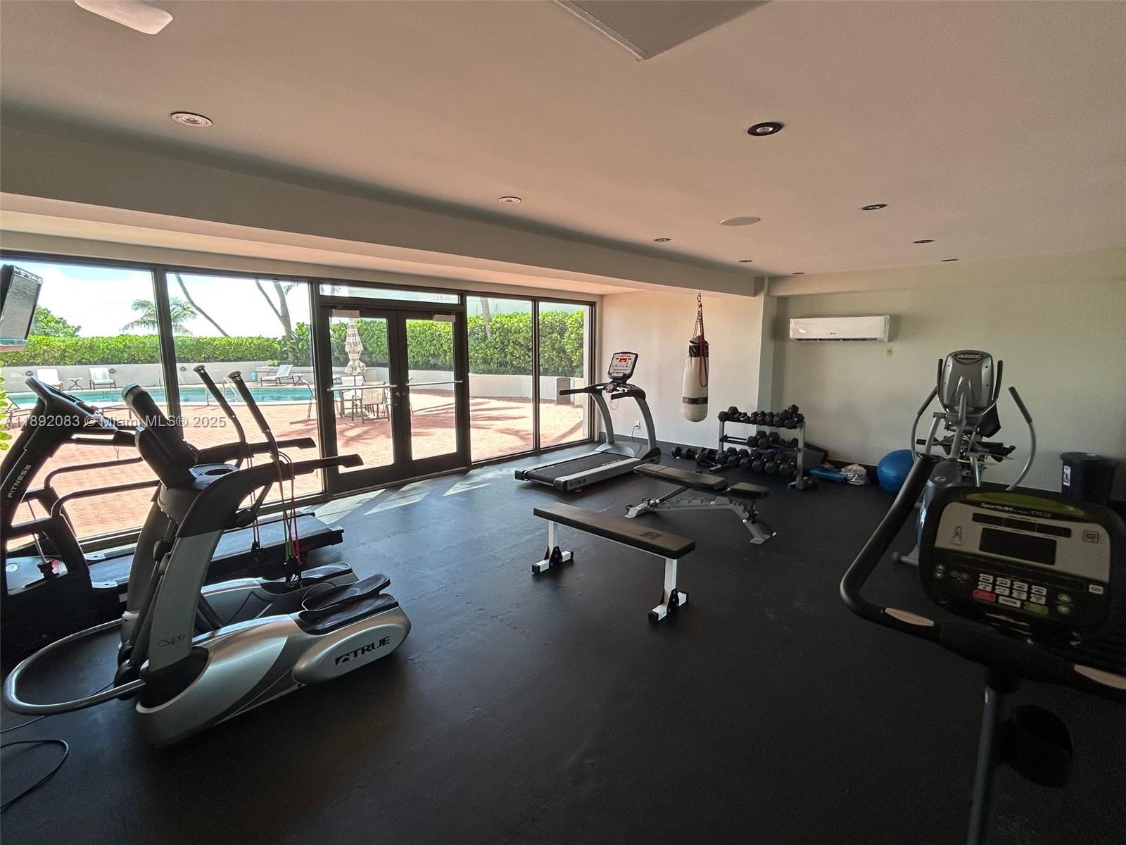 GALERIA CONDO - Residential Lease