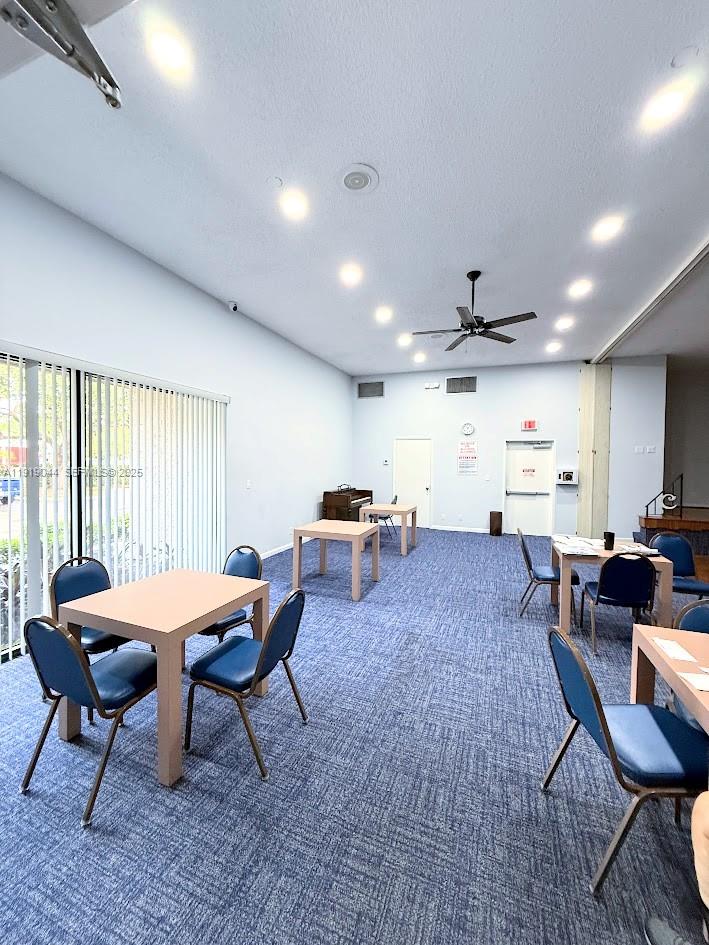 CASCADES OF LAUDERHILL - Residential