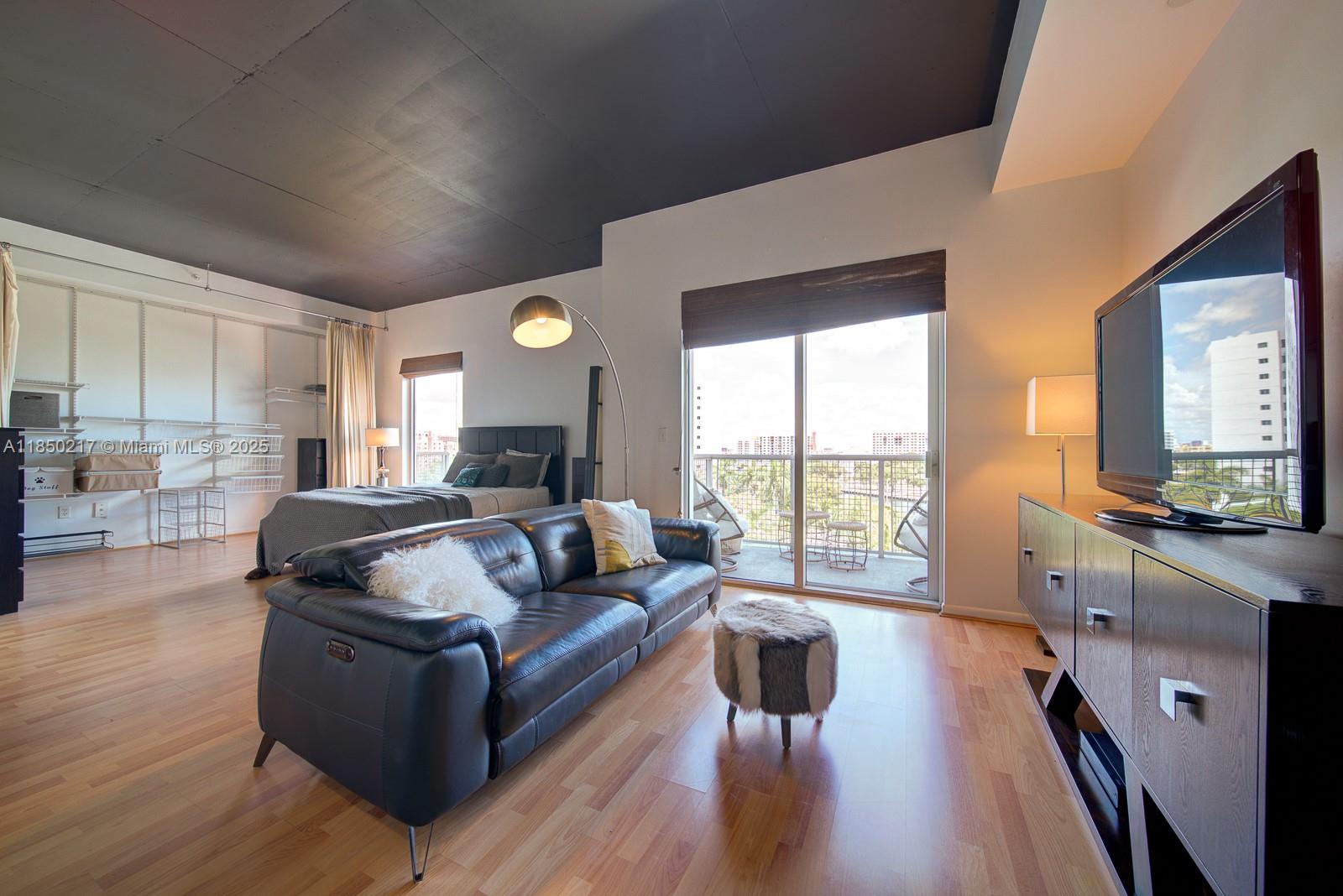 NEO CONDO - Residential