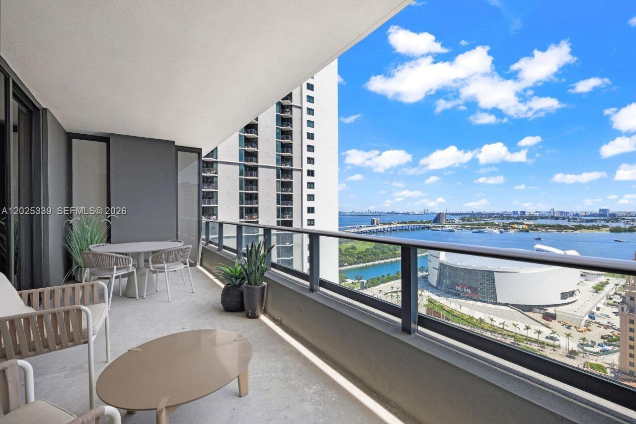 NATIIVO CONDO - Residential