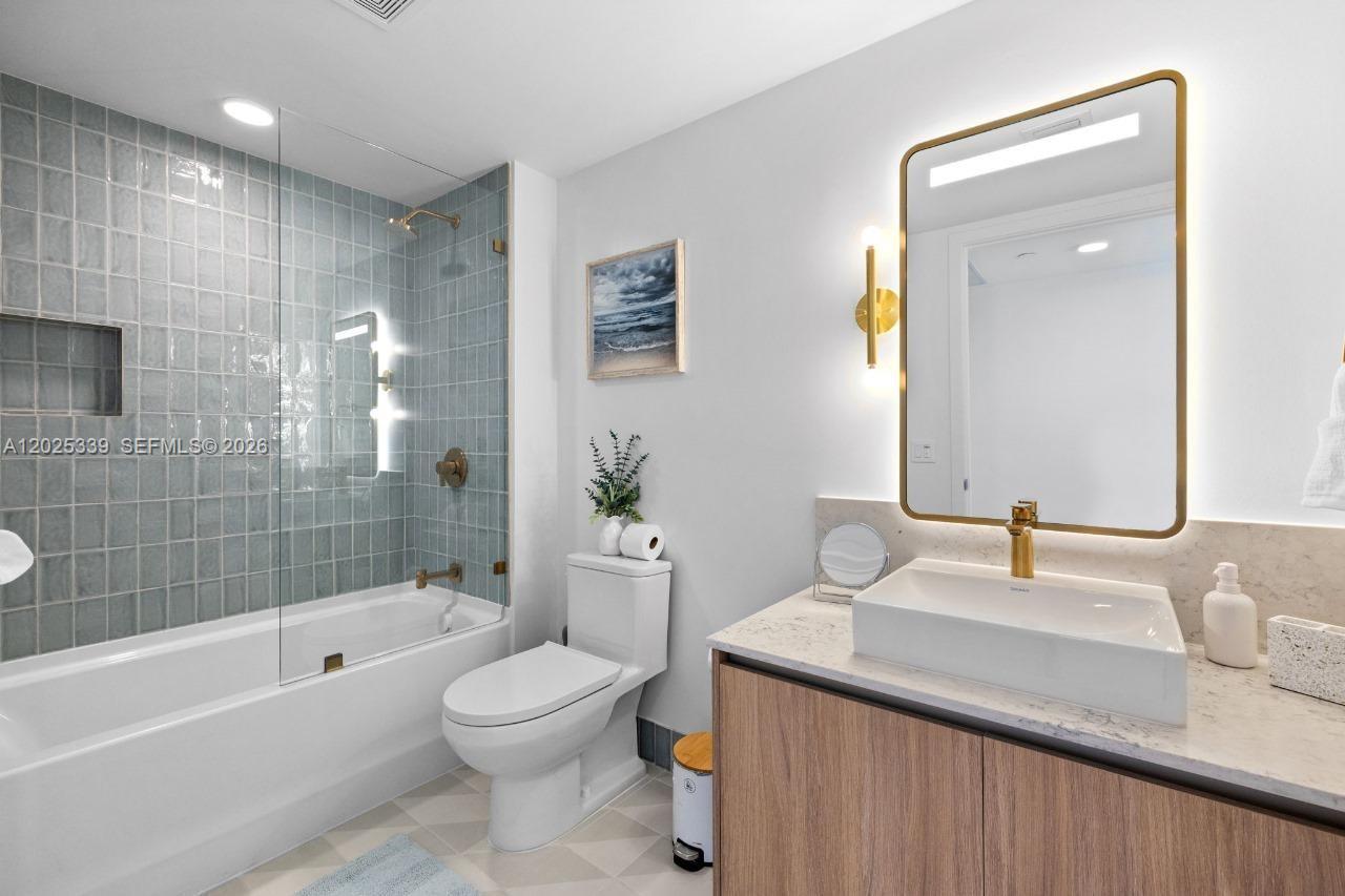NATIIVO CONDO - Residential