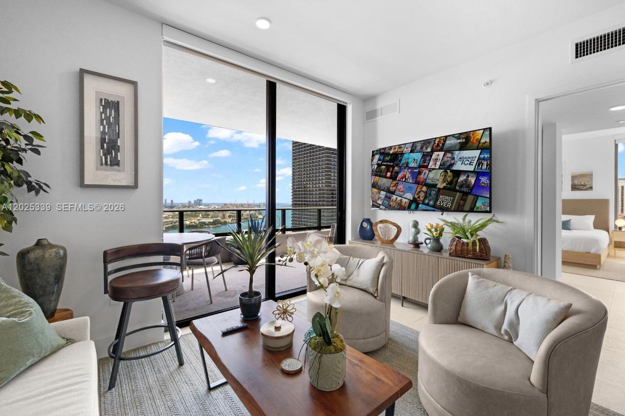 NATIIVO CONDO - Residential