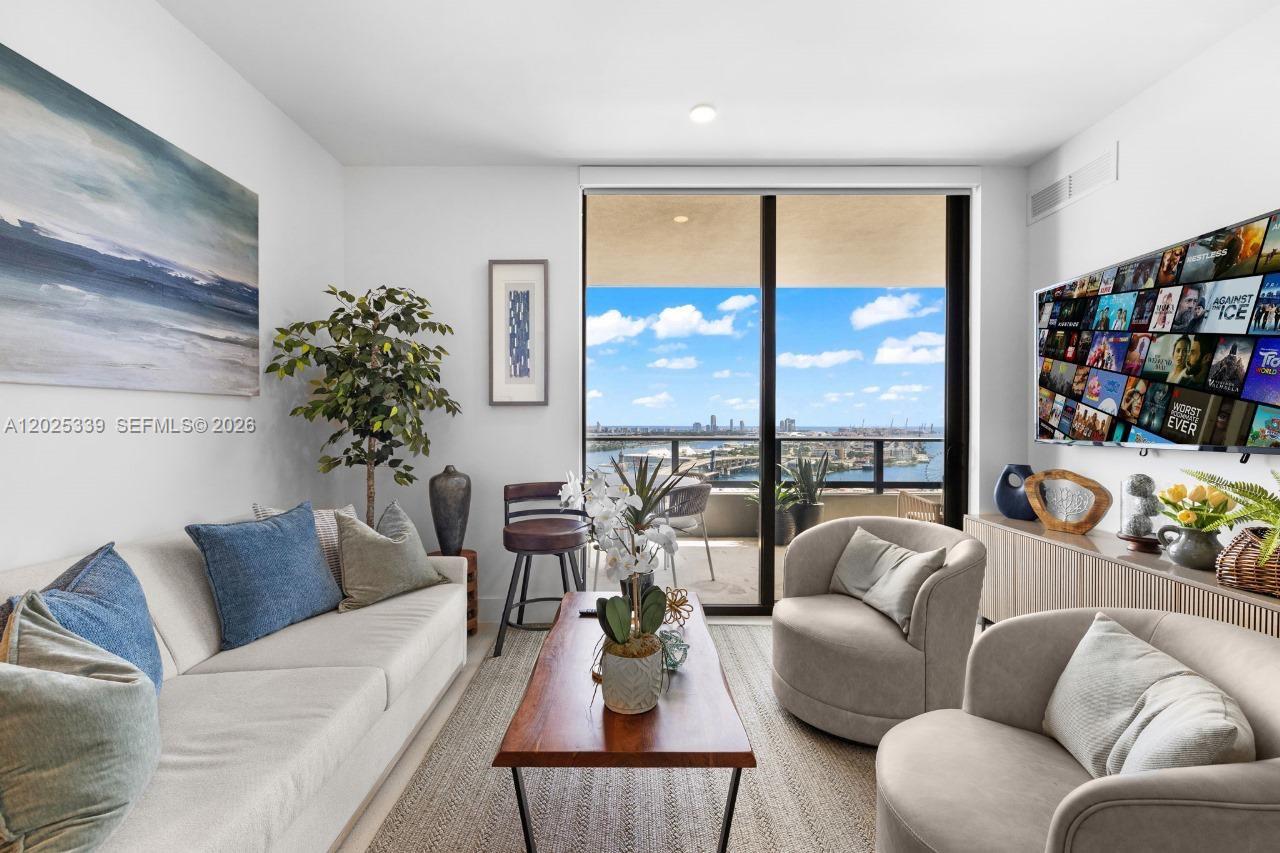 NATIIVO CONDO - Residential