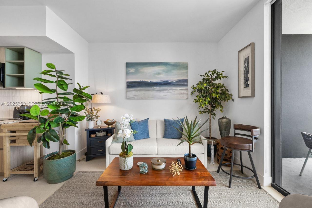 NATIIVO CONDO - Residential