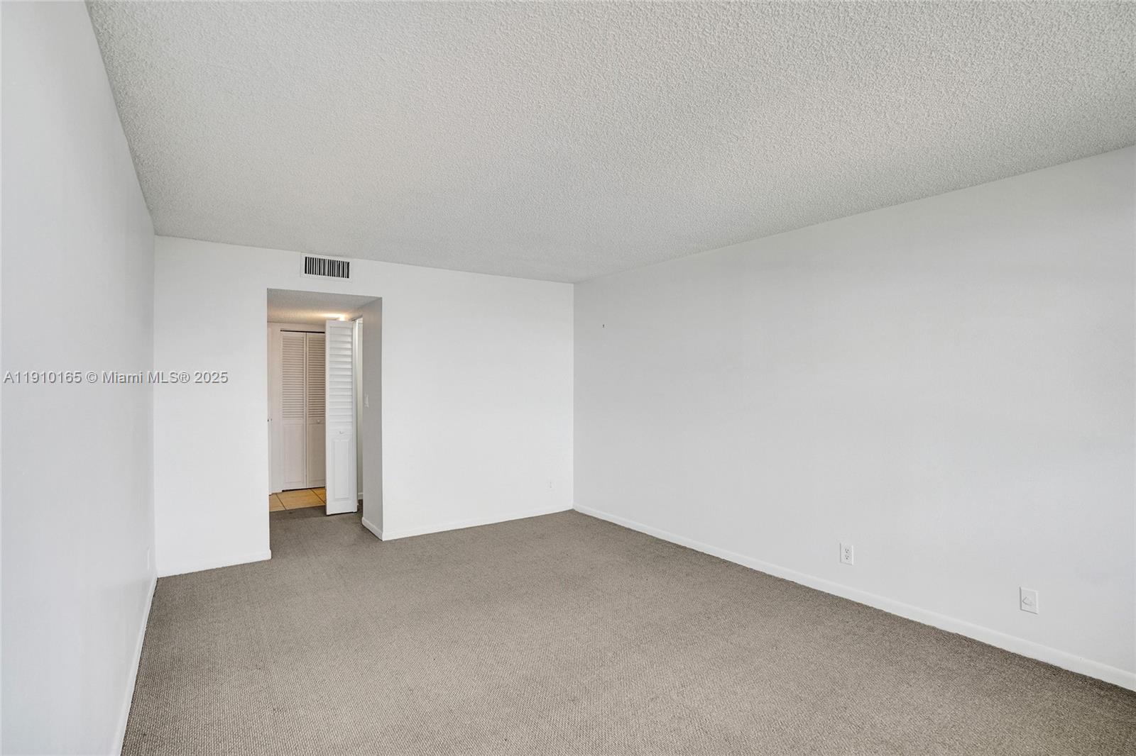 THE CLIPPER AT BISC COVE - Residential Lease