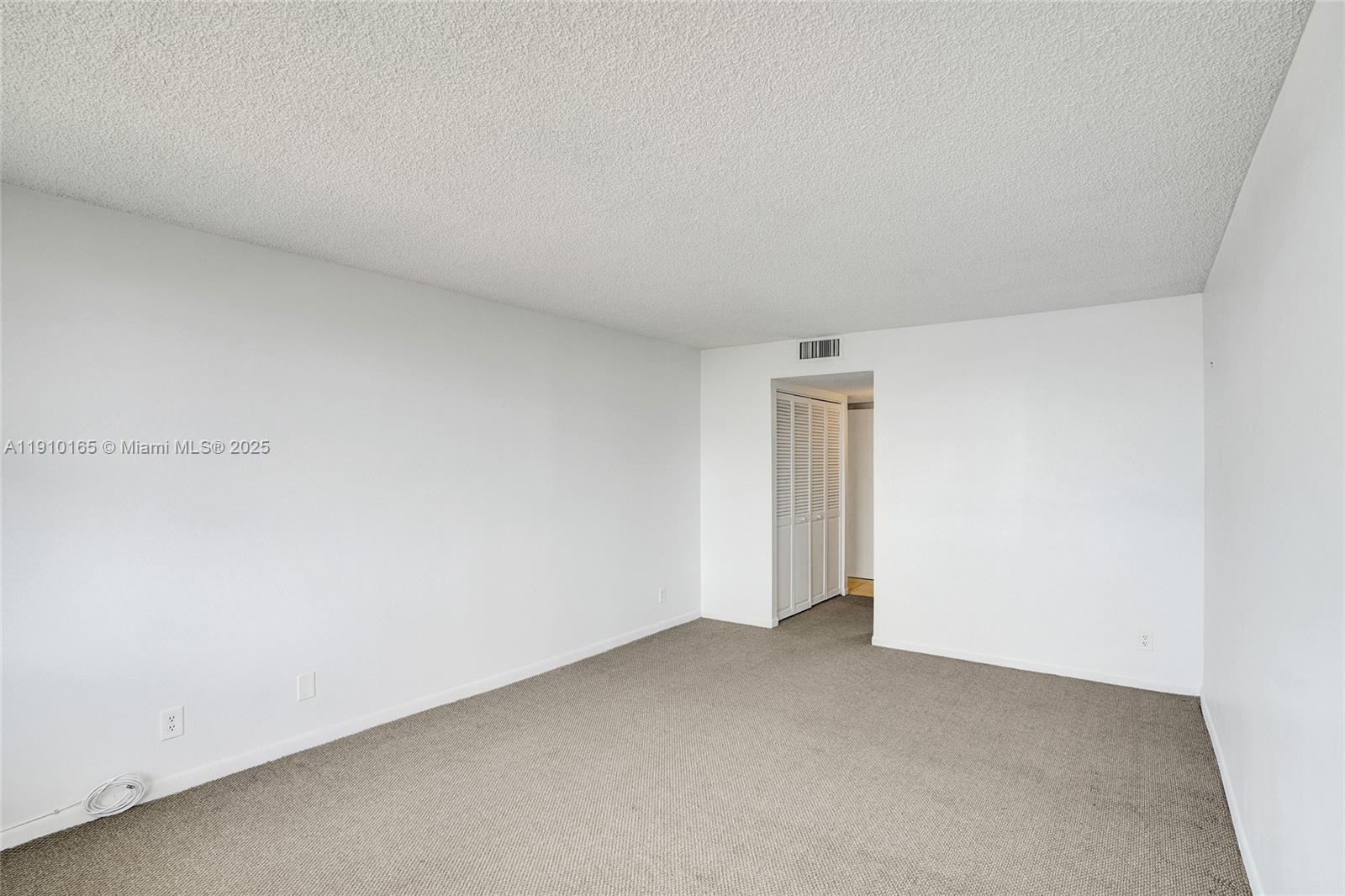 THE CLIPPER AT BISC COVE - Residential Lease