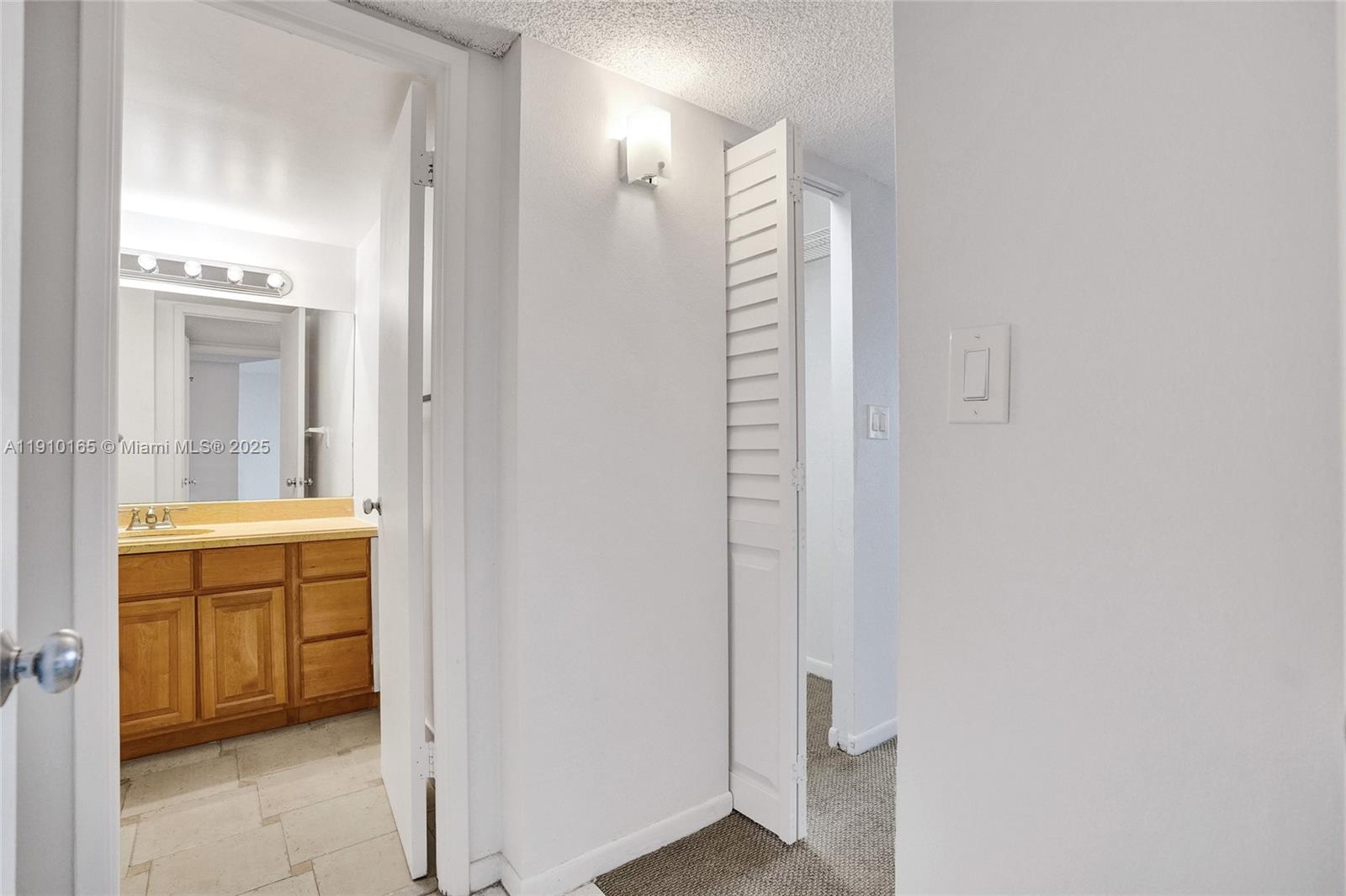 THE CLIPPER AT BISC COVE - Residential Lease