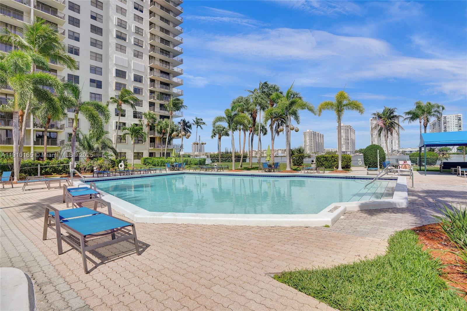 THE CLIPPER AT BISC COVE - Residential Lease