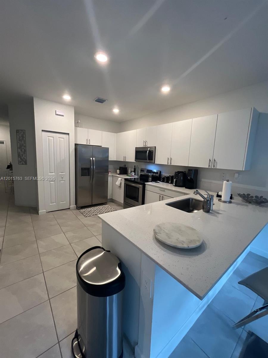 SILVER PALM RESIDENTIAL H - Residential