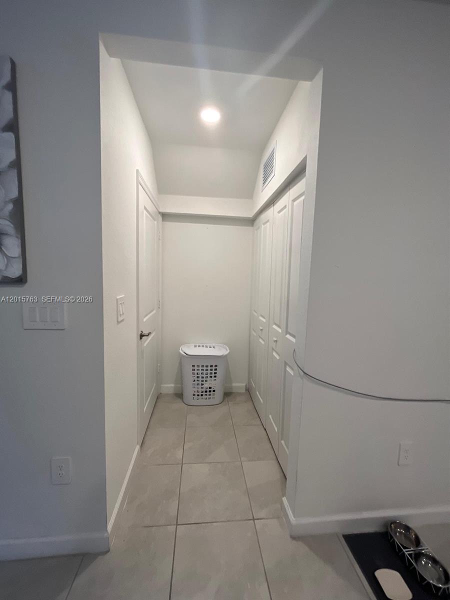 SILVER PALM RESIDENTIAL H - Residential