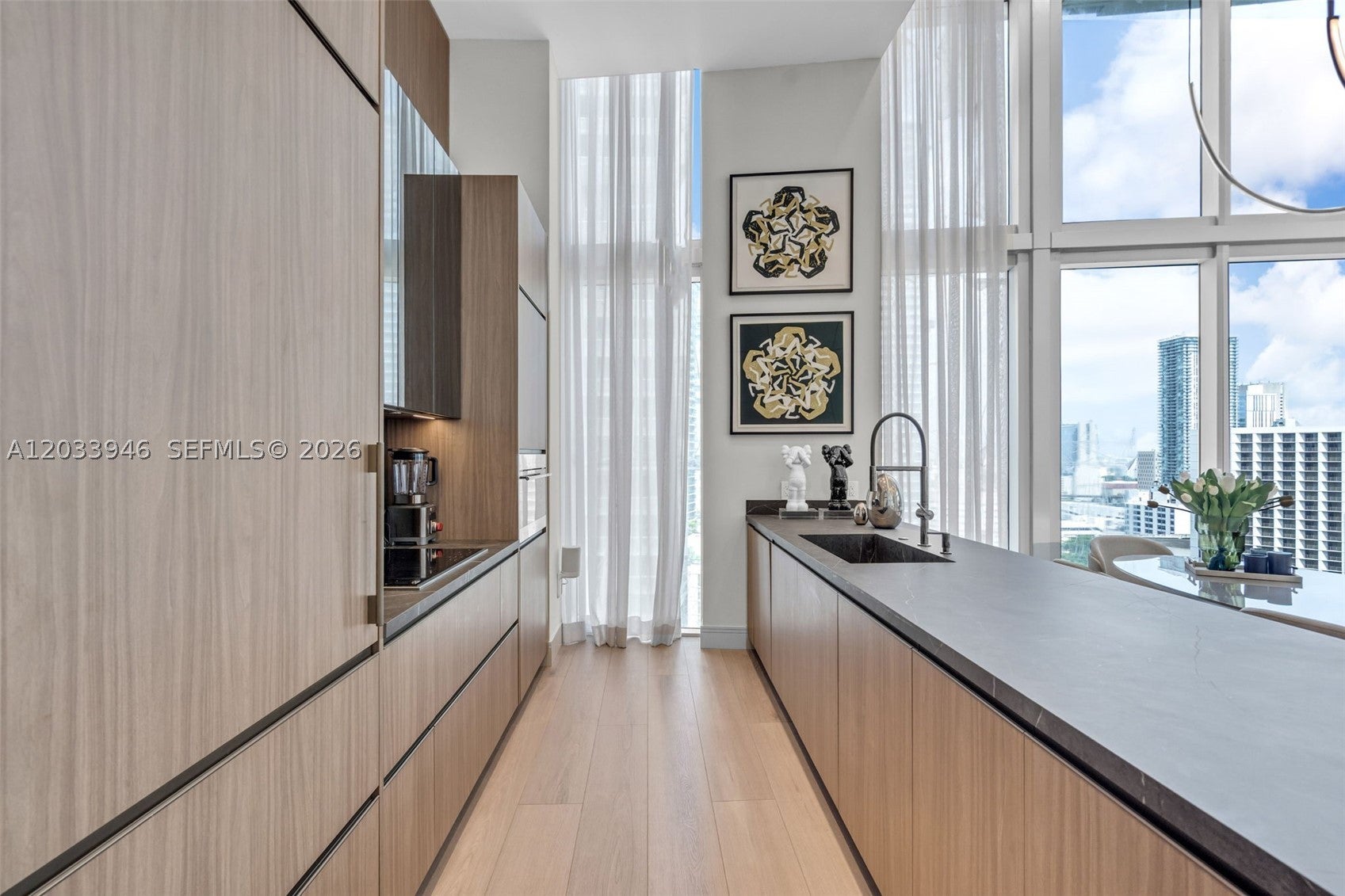 475 Brickell Ave 2215