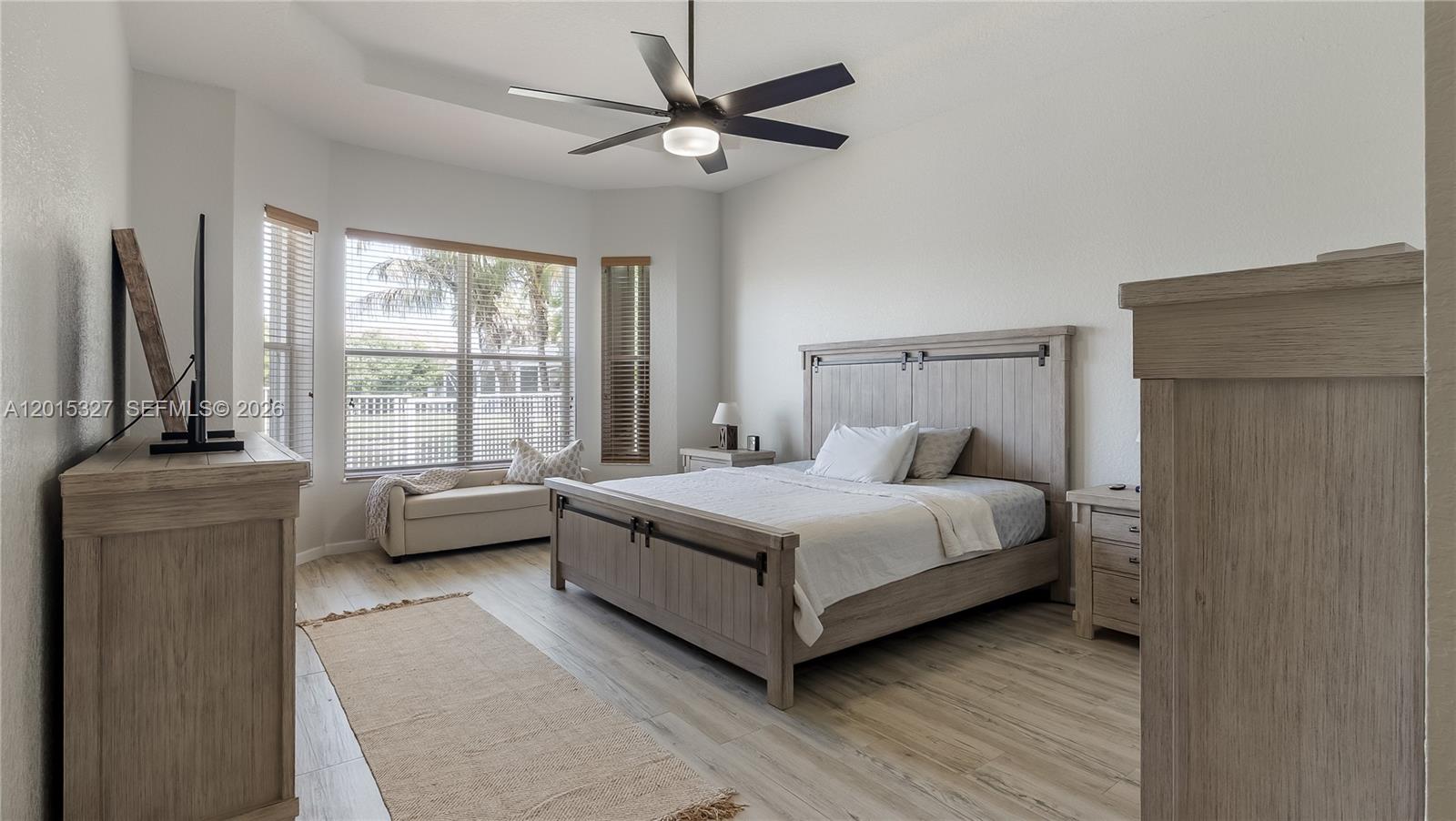 SAVANNAH ESTATES - Residential
